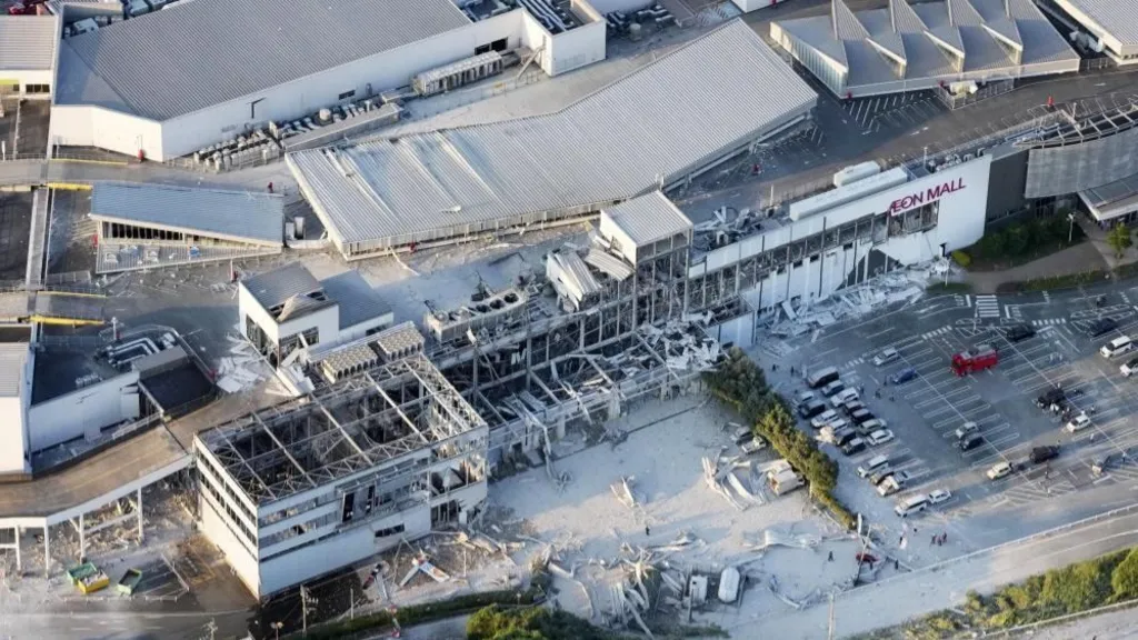 Powerful earthquake hits Japan, with many people feared trapped in collapsed mall